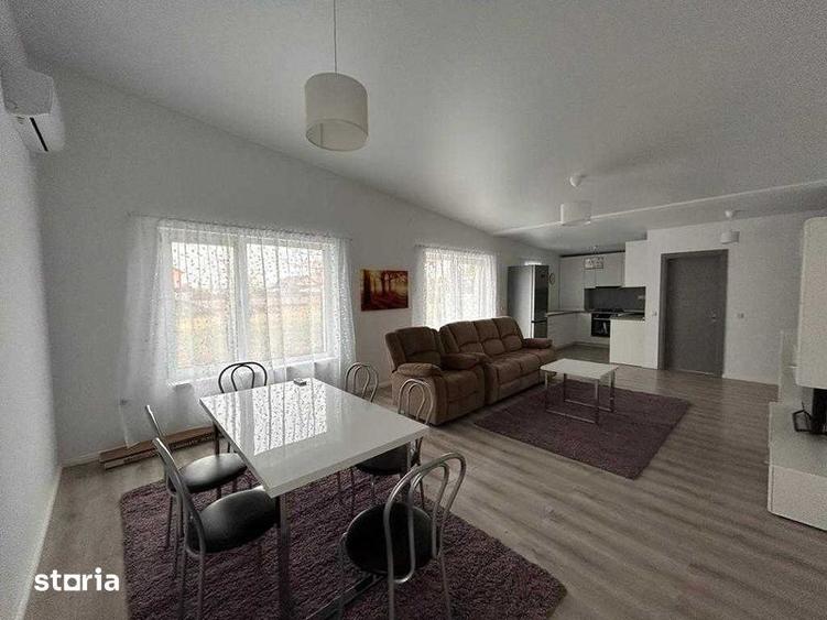 Casă cu 4 camere cu Teren 100 Mp în Păulești