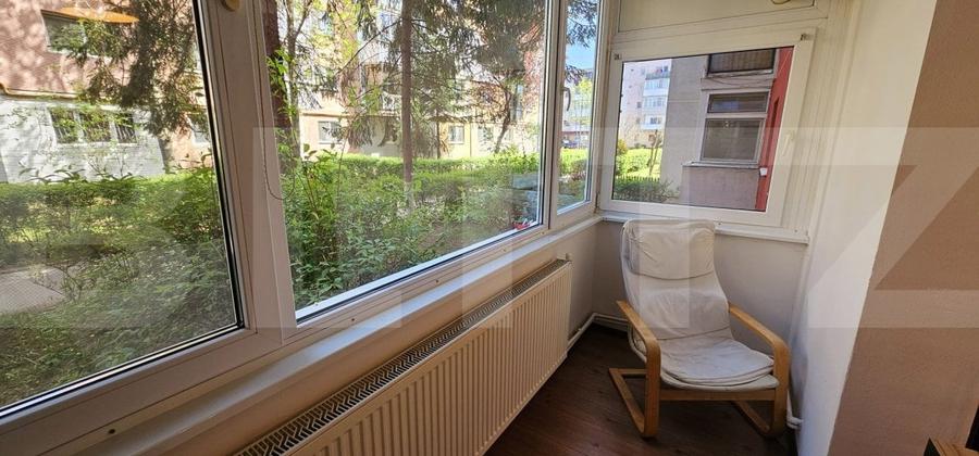 Apartament cu 3 camere decomandat, mobilat în Lenin