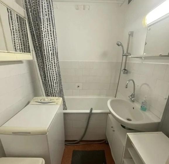 Apartament cu 2 camere decomandat în Blumăna