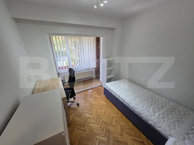 Apartament cu 4 camere semidecomandat, mobilat în Zorilor