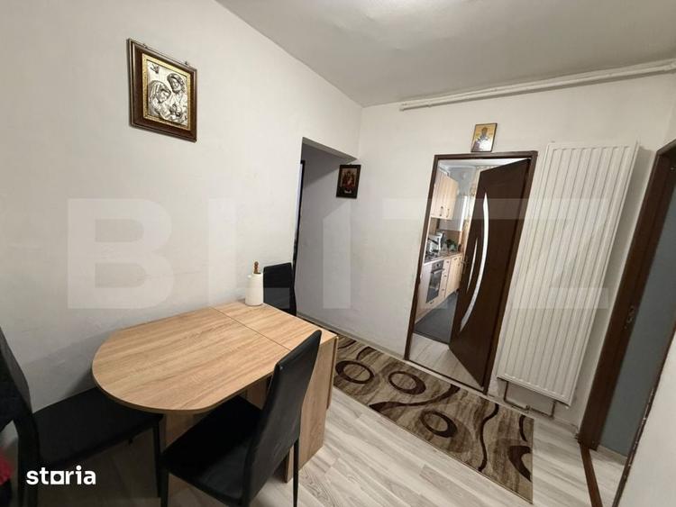 Apartament cu 3 camere decomandat în Cetate