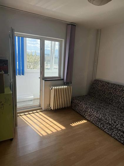 Apartament de 2 camere zon TRIAJ,str Harmanului - 7