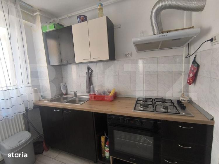 Apartament cu 3 camere decomandat în Bartolomeu