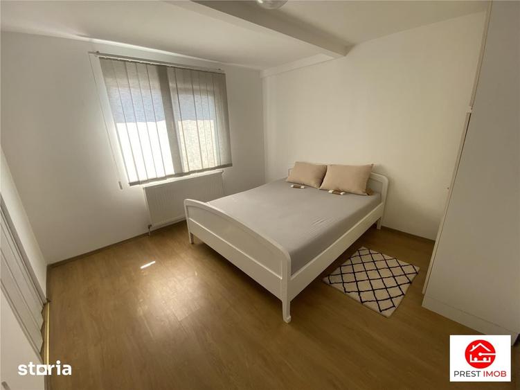 Casă cu 3 camere cu Teren 40 Mp în Criș