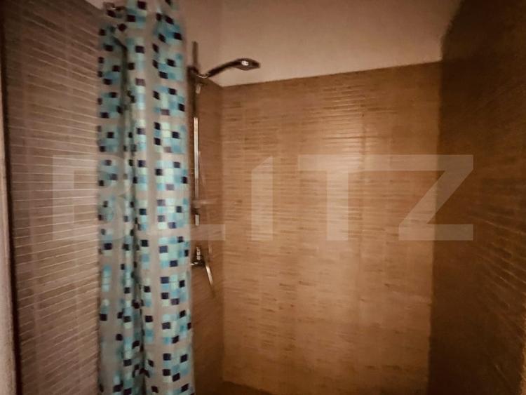 Spațiu comercial, de 240 mp, în Ultracentral