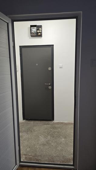 Apartament cu 2 camere semidecomandat în Electroprecizia