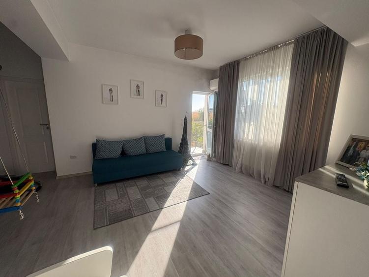 Apartament cu 3 camere decomandat în Breazu