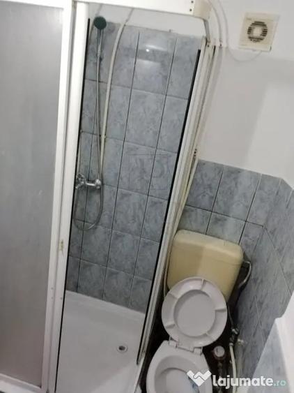 Garsonieră decomandată în Complex Studențesc