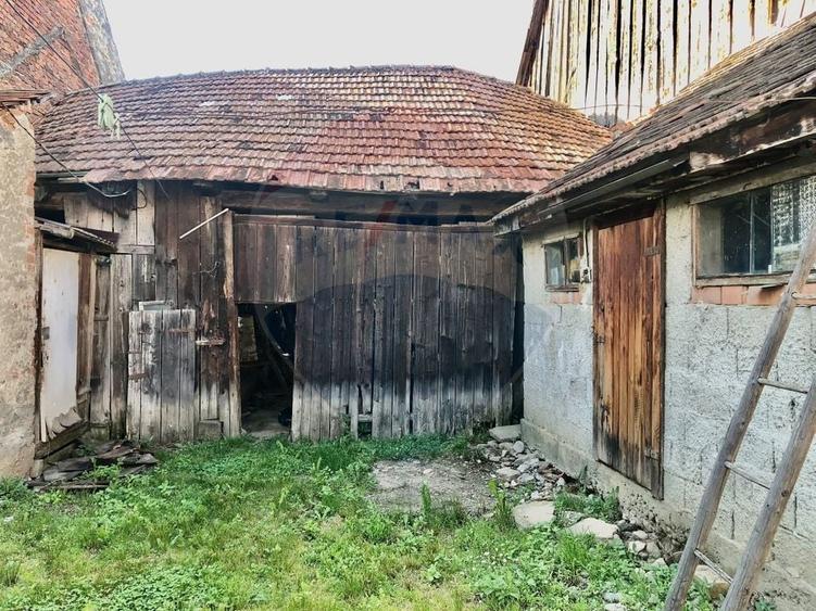 Casă individuală cu 4 camere cu Teren 979 Mp în Tohanu Vechi