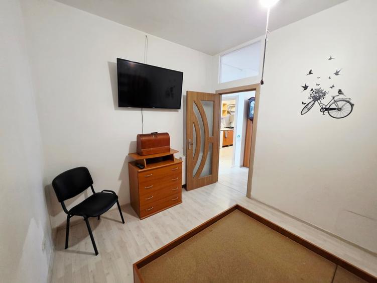 Apartament cu 2 camere semidecomandat în Vest