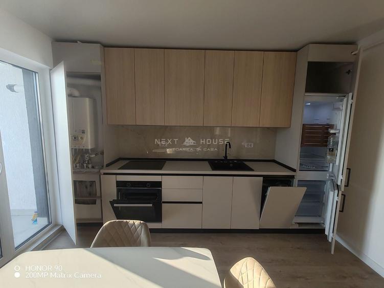 Apartament cu 3 camere decomandat, mobilat în Parcul Carol