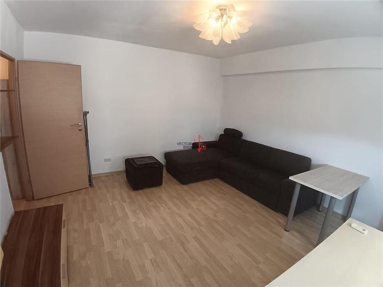 Apartament cu 2 camere decomandat în Colentina