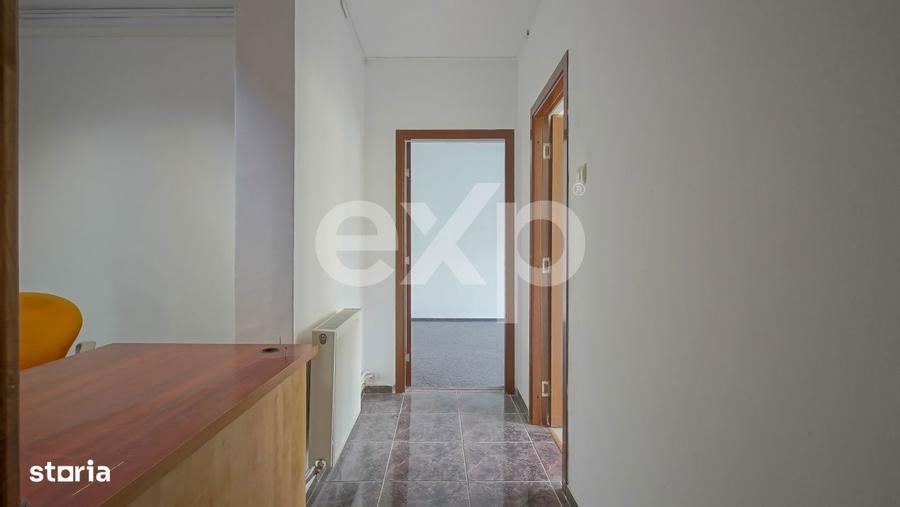 Apartament cu 5 camere decomandat în Astra