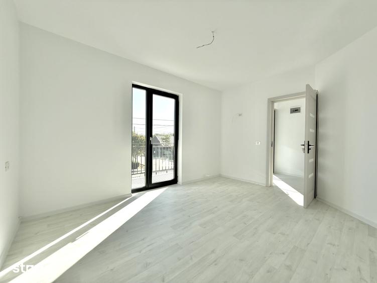Casă cu 4 camere cu Teren 300 Mp în Lumina