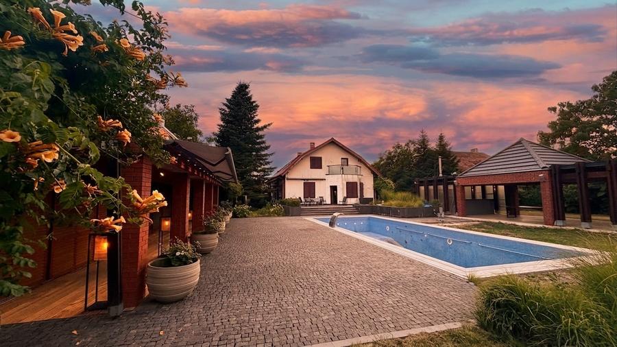 Casă individuală cu 6 camere cu Piscina în Bolintin-Deal