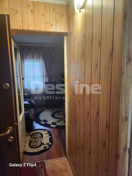 Apartament cu 2 camere decomandat, mobilat în Sud