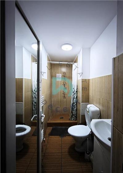 Casă individuală cu 10 camere cu Canalizare în Brașovul Vechi