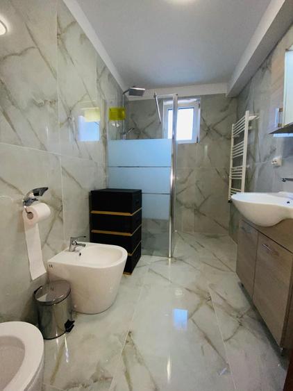 Apartament cu 2 camere decomandat în Zorilor