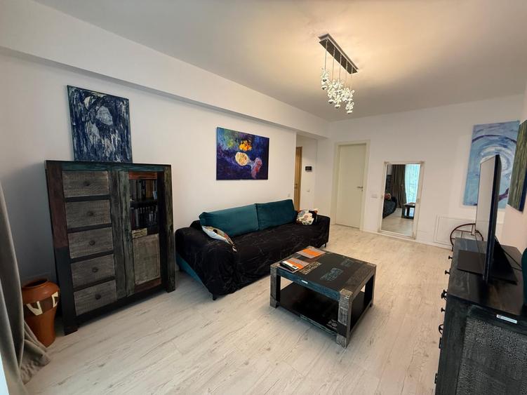 Apartament cu 3 camere în Cotroceni