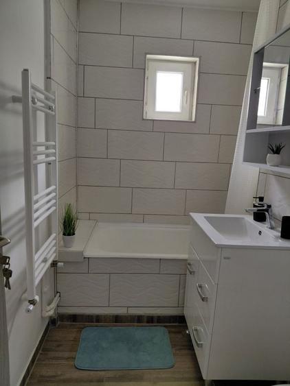 Apartament cu 2 camere decomandat în Mazepa 2