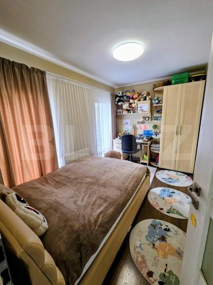 Duplex cu 4 camere cu Canalizare în Florești