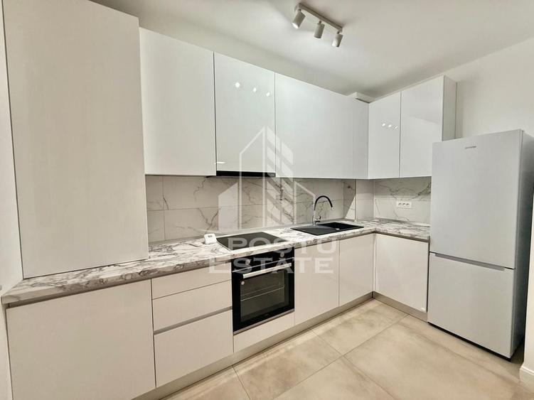 Apartament cu 2 camere decomandat, mobilat în Soarelui
