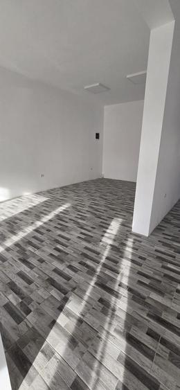 Spațiu comercial, de 200 mp, în Brâncoveanu