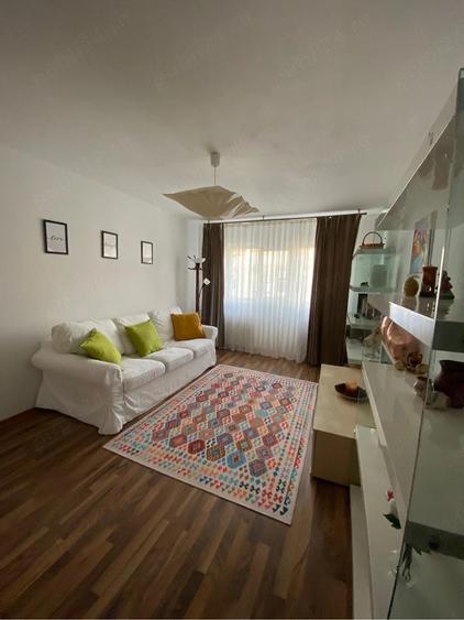Apartament cu 2 camere decomandat, mobilat în Berceni