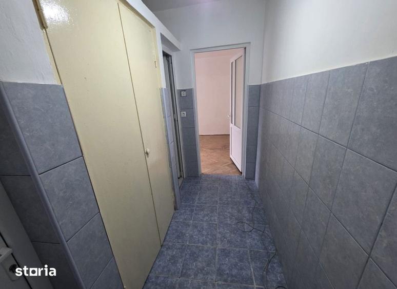Apartament cu 3 camere în Alexandru cel Bun