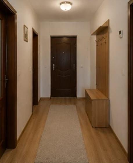 Inchiriez apartament cu 3 camere - 6
