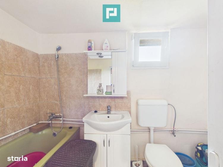 Casă cu 4 camere cu Teren 2253 Mp în Almaș
