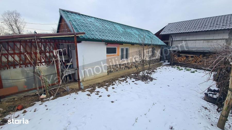 Casă cu 2 camere cu Teren 400 Mp în Tutana