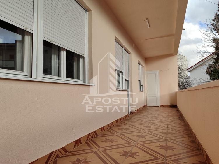 Apartament cu 5 camere circular, mobilat în Ultracentral