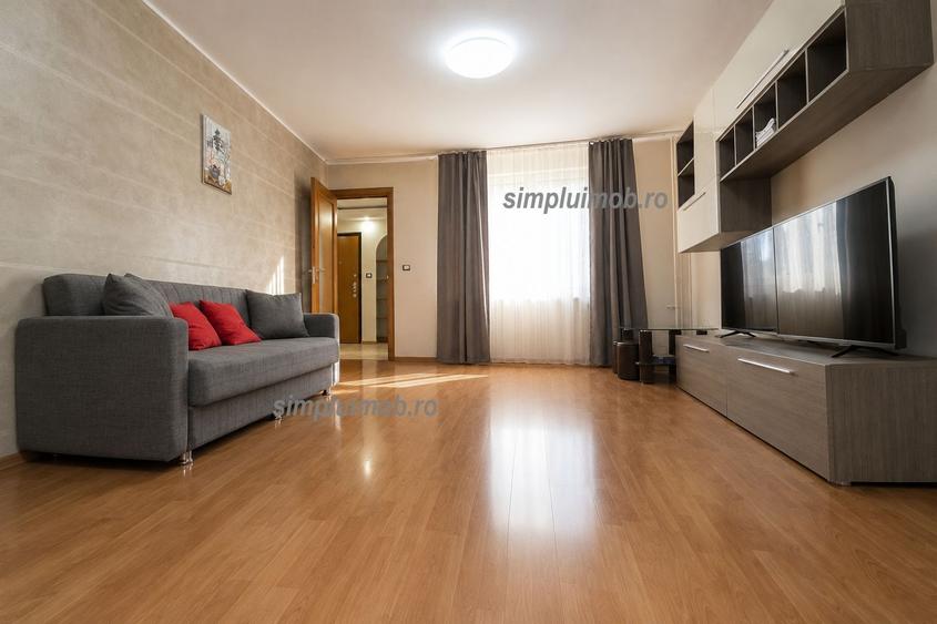 Apartament cu 3 camere semidecomandat, mobilat în Olteniței