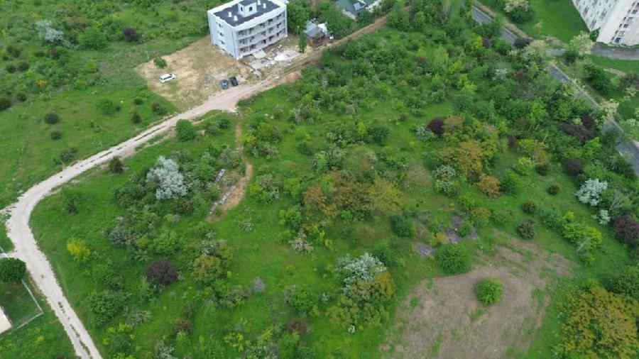 Teren Construcții intravilan de 5000 mp, în Sud