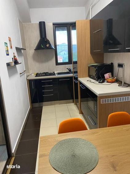 Apartament cu 3 camere, mobilat în Bucureștii Noi