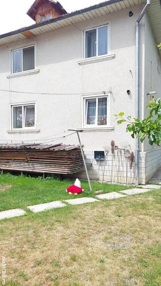 Casă cu 5 camere cu Teren 720 Mp în Câmpulung Moldovenesc