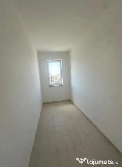 Apartament cu 3 camere decomandat în Avantgarden