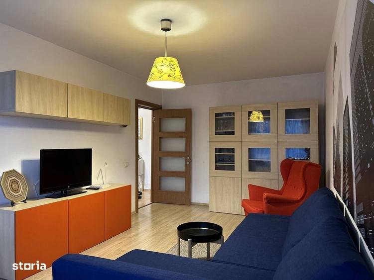 Apartament cu 3 camere decomandat în Drumul Taberei