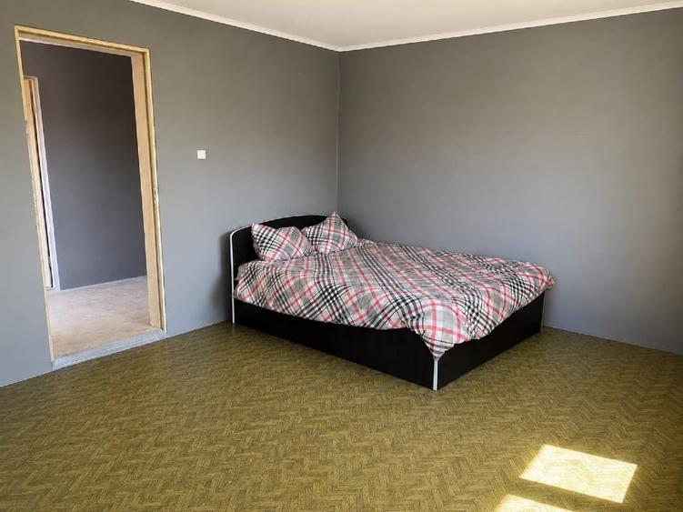 Casă cu 3 camere cu Teren 2.2829999923706 Mp în Bahna
