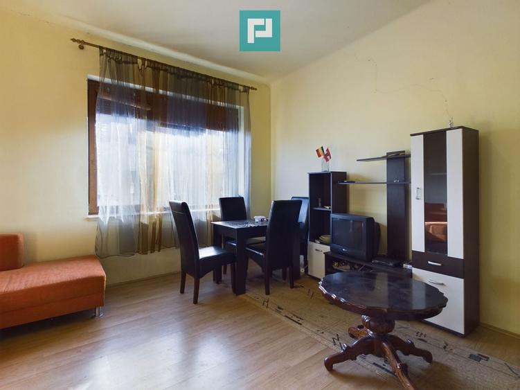 Casă individuală cu 3 camere cu Teren 900 Mp în Pârneava