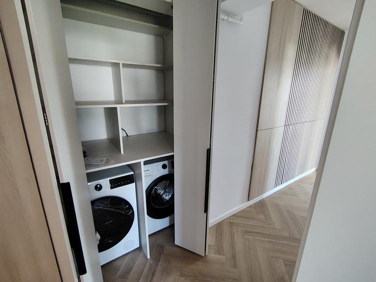 Apartament cu 3 camere decomandat în Cug