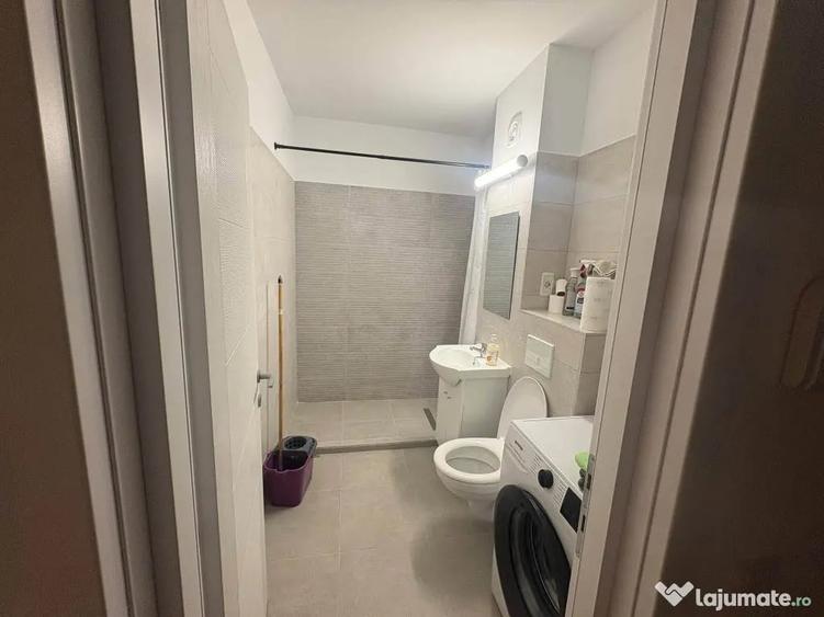 Apartament cu 2 camere decomandat în Sânpetru