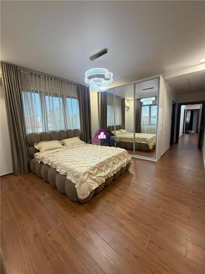 Apartament cu 3 camere decomandat în Pipera