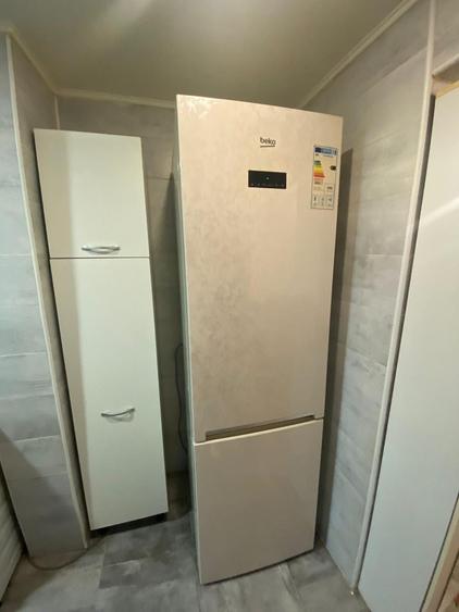 Apartament cu 2 camere semidecomandat în Dobroești
