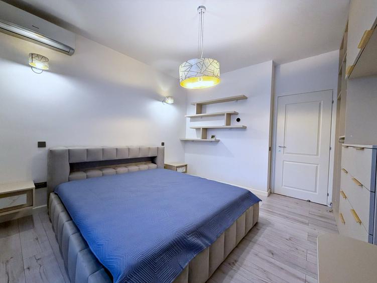 Apartament cu 3 camere decomandat, mobilat în 13 Septembrie
