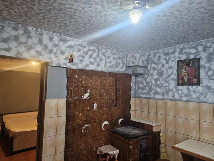 Casă cu 2 camere cu Teren 500 Mp în Fălticeni