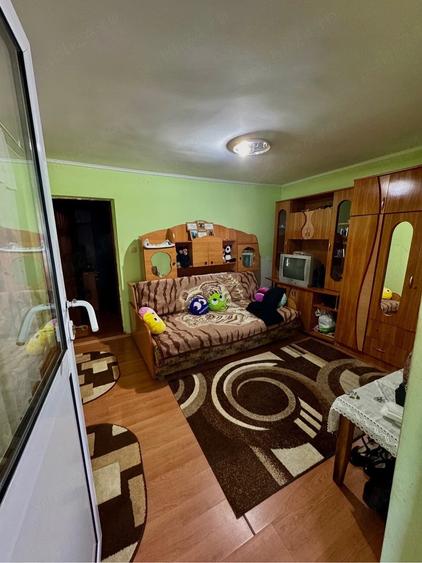 Casă cu 2 camere cu Teren 400 Mp în Ștefănești