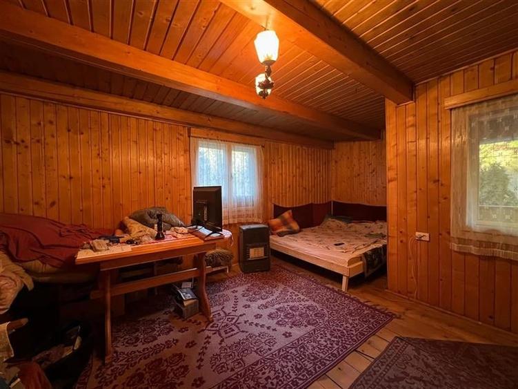 Casă individuală cu 3 camere cu Teren 519 Mp în Ciobotani