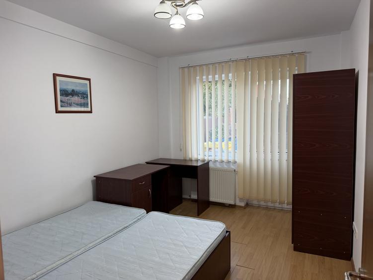 Apartament cu 2 camere decomandat, mobilat în Calea Dumbrăvii